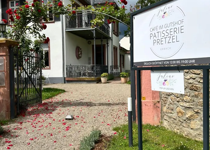 Julias Gaestehaus
